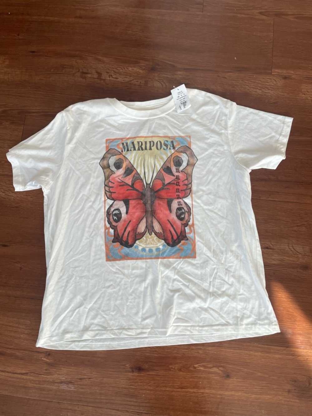 Mariposa Tee
